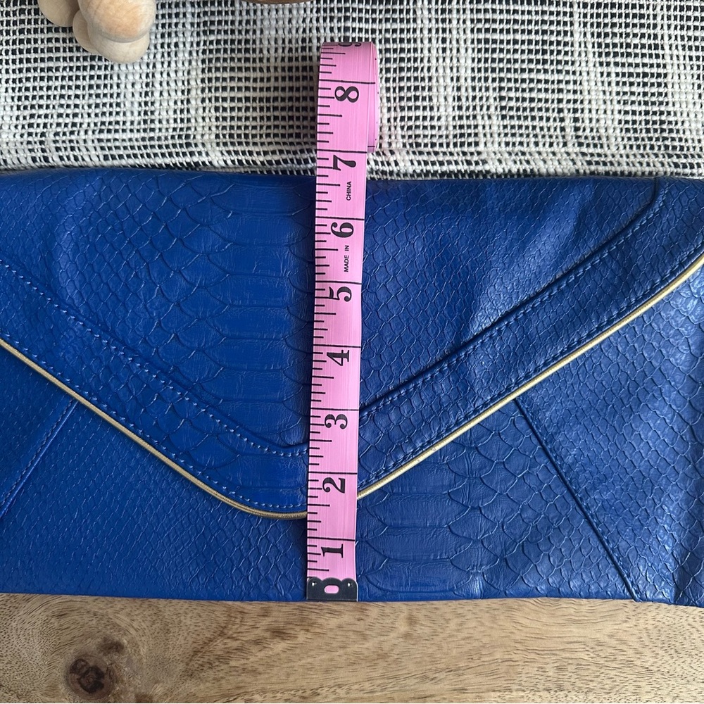 VINTAGE OVERSIZED STEVE MADDEN ENVELOPE BAG - Picture 5 of 16
